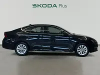 Usado Skoda Octavia Selection 150 CV (110 kW) 2025 Negro Utilitario