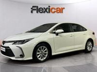 Usado Toyota Corolla Sol 110 CV (80 kW) 2023 Blanco Berlina