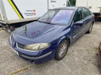 Usado Renault Laguna III Dynamique 130 CV (95 kW) 2007 Azul Berlina