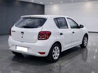 Usado Dacia Sandero Base 73 HP (53 kW) 2017 Branco Sedan