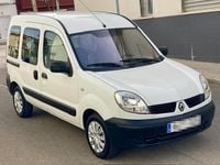 Usado Renault Kangoo 65 CV (47 kW) 2006 Blanco Monovolumen