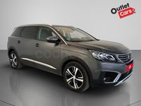 Usado Peugeot 5008 Allure 130 CV (95 kW) 2019 Gris / plata SUV