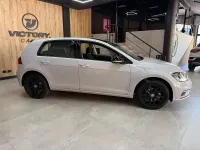 Usado VW Golf VII Advance 110 CV (80 kW) 2017 Gris / plata Familiar