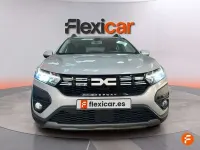 Usado Dacia Sandero Expression 91 CV (66 kW) 2024 Gris Utilitario