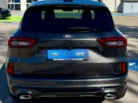Usado Ford Kuga ST-Line 150 CV (110 kW) 2025 Gris / plata SUV