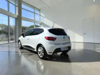 Usado Renault Clio Zen 90 CV (66 kW) 2018 Blanco Familiar