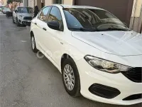 Usado Fiat Tipo Easy 95 CV (69 kW) 2018 Blanco Berlina