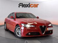 Usado Alfa Romeo Giulia 136 CV (100 kW) 2017 Rojo Berlina