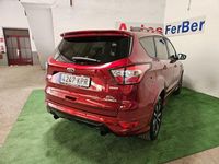 Usado Ford Kuga ST-Line 150 CV (110 kW) 2018 Granate SUV