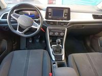 Usado VW T-Roc 110 CV (80 kW) 2023 Gris SUV