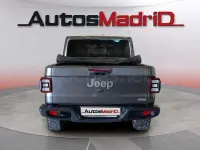 Usado Jeep Gladiator Overland 264 CV (194 kW) 2022 Gris / plata Pickup/Camioneta
