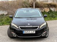 Usado Peugeot 308 Allure 125 CV (91 kW) 2015 Negro Berlina