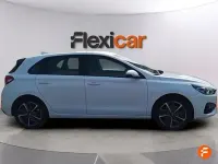 Usado Hyundai i30 120 CV (88 kW) 2021 Blanco
