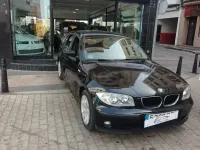 Usado BMW 118 122 CV (89 kW) 2005 Negro Utilitario