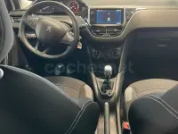 Usado Peugeot 208 Active 99 CV (72 kW) 2018 Blanco Utilitario