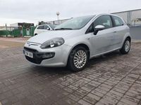 Usado Fiat Punto Evo Life 69 CV (50 kW) 2012 Gris / plata Utilitario