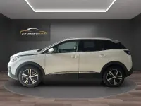 Usado Peugeot 3008 Allure 130 CV (95 kW) 2020 Blanco SUV