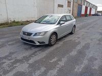 Usado Seat Leon Reference 110 CV (80 kW) 2015 Plateado Utilitario