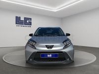 Usado Toyota Aygo X Play 72 CV (52 kW) 2022 Gris / plata SUV