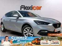 Usado Seat Leon Style 131 CV (96 kW) 2023 Gris Utilitario