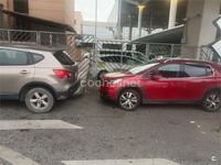 Usado Peugeot 2008 Allure 110 CV (80 kW) 2018 Rojo SUV