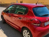 Usado Peugeot 208 Style 75 CV (55 kW) 2017 Rojo Utilitario