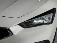 Usado Seat Leon Style 115 CV (84 kW) 2021 Blanco Berlina