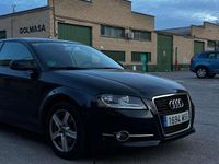 Usado Audi A3 Ambition 105 CV (77 kW) 2012 Negro Utilitario