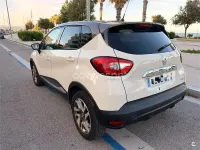 Usado Renault Captur Intens 90 CV (66 kW) 2016 Beige SUV