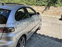 Usado Seat Ibiza FR 130 HP (95 kW) 2006 Cinzento Citadino