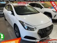 Usado Hyundai i40 116 CV (85 kW) 2019 Blanco Familiar