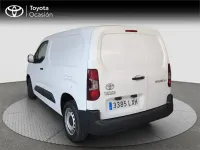 Usado Toyota Proace City City 102 CV (75 kW) 2022 Blanco Monovolumen
