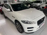 Usado Jaguar F-Pace Prestige 300 CV (220 kW) 2017 Blanco SUV