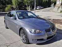 Usado BMW 325 218 CV (160 kW) 2008 Gris / plata Coupe