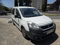 Usado Peugeot Partner Tepee Active 100 CV (73 kW) 2016 Blanco Monovolumen
