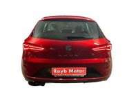 Usado Seat Leon FR 150 CV (110 kW) 2026 Rojo Utilitario