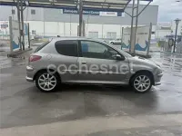 Usado Peugeot 206 110 CV (80 kW) 2003 Gris / plata Berlina