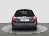 Usado Toyota Auris Active 132 CV (97 kW) 2011 Gris / plata Utilitario
