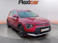Usado Kia Niro 141 CV (103 kW) 2024 Rojo SUV