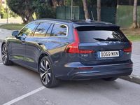Uusi Volvo V60 Core 197 HP (144 kW) 2025 Harmaa Farmari