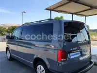 Usado VW Caravelle 150 CV (110 kW) 2021 Gris / plata Van