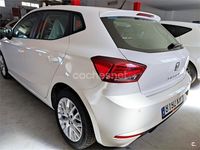 Usado Seat Ibiza Style 95 CV (69 kW) 2018 Blanco Berlina