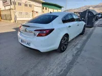 Usado Opel Insignia Excellence 140 CV (102 kW) 2015 Blanco Berlina