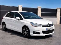 Usado Citroën C4 Seduction 114 CV (83 kW) 2013 Blanco Utilitario