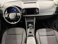 Usado Skoda Karoq Selection 150 CV (110 kW) 2025 Blanco SUV