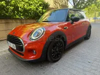 Usado Mini Cooper 136 CV (100 kW) 2019 Naranja Utilitario