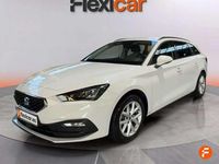 Usado Seat Leon ST Style 131 CV (96 kW) 2021 Blanco Familiar