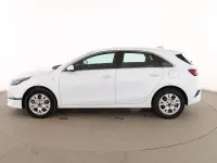 Usado Kia Ceed 101 CV (74 kW) 2022 Blanco Utilitario