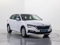 Usado Skoda Scala Ambition 110 CV (80 kW) 2022 Blanco Utilitario