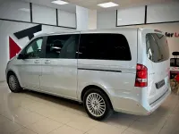 Usado Mercedes V220 Avantgarde 163 CV (119 kW) 2019 Gris / plata Monovolumen